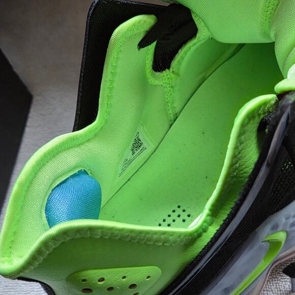 Nike Lebron 19 Low Black/Ghost Green Glow Basketball Sneakers - M Size 15 (NEW) - Picture 5 of 11